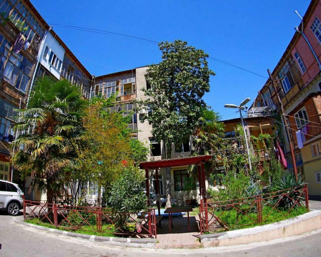 Old - Gold Gala Lägenhet Tbilisi Exteriör bild